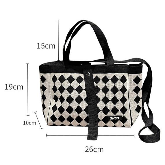 Black and white diamond knitted tote bag - Image 2