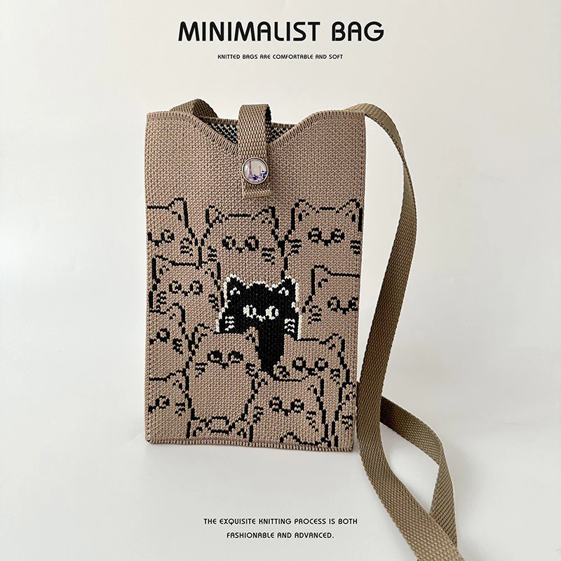 Black and white panda mini phone knitted bag - Image 11