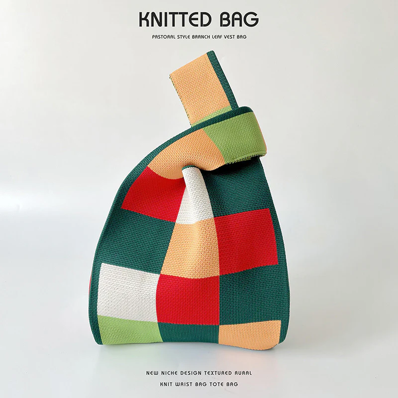 Checkerboard knit tote - Image 8