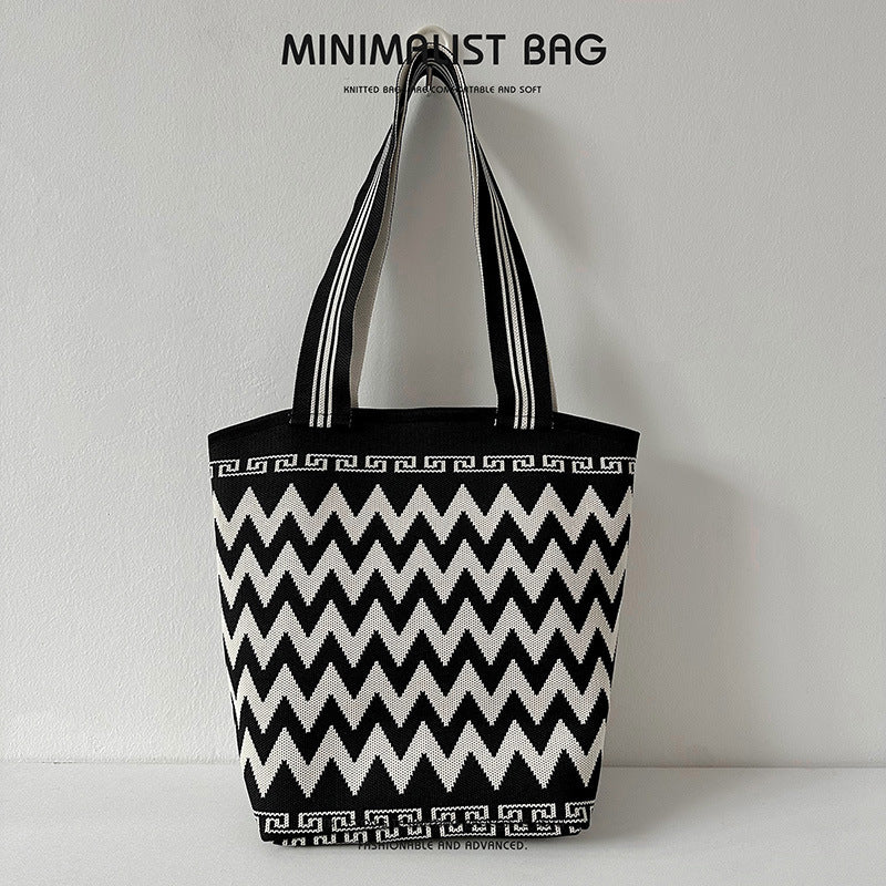 Diamond Plaid Large Capacity Shoulder Bag Knitted Handbag - Image 8