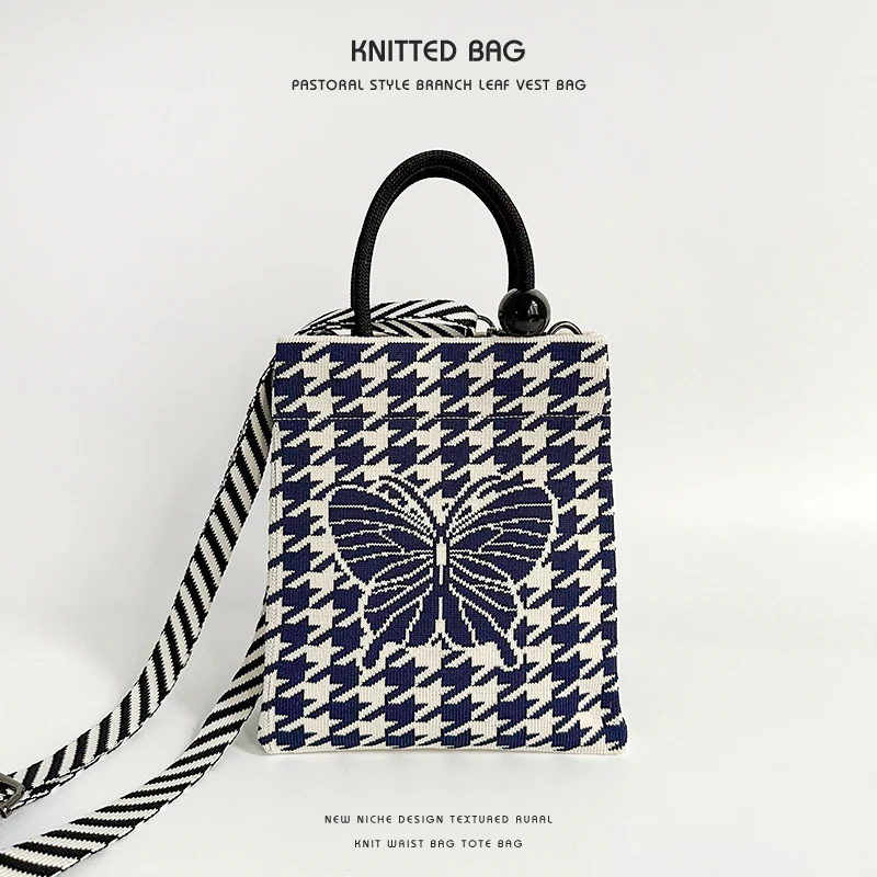 Luxurious patterned shoulder and crossbody knitted bag - Image 8