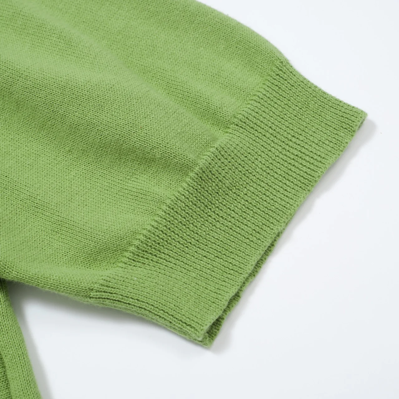 Men's 60s Green Vertical Stripe Knit Polo Shirt – Retro Mod Style - Image 4