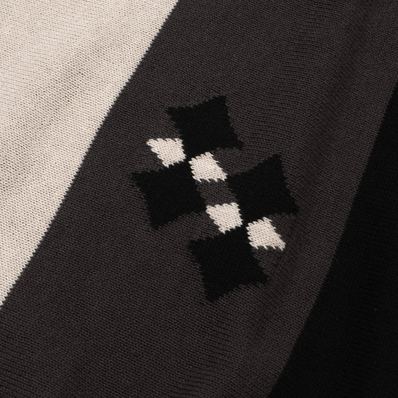 Men's 60s Mod Black & Gray Knit Button Shirt โ Diamond Chest Detail - Image 4
