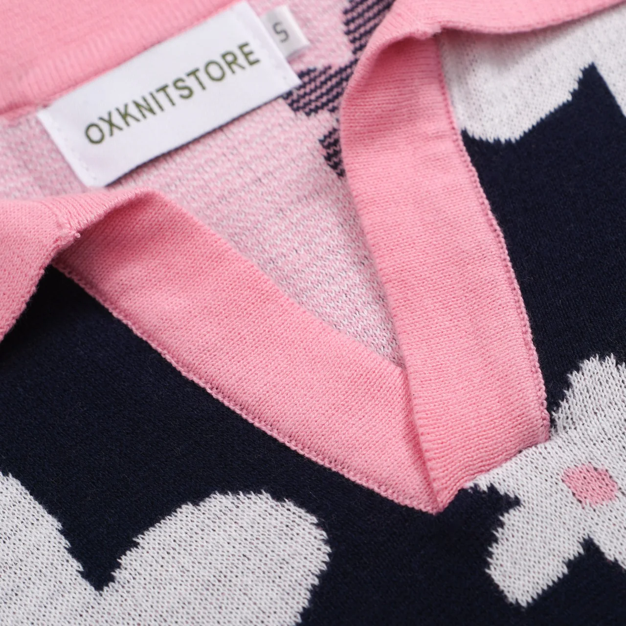 Men's 70s Navy Daisy Knit Polo – Retro Pink Collar - Image 7