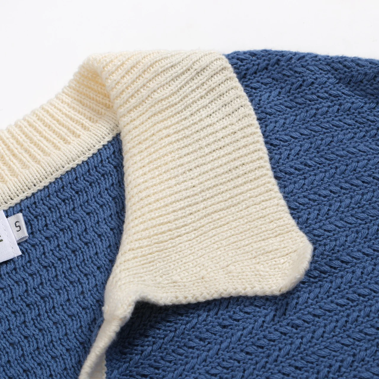 Men's 70s Knit Polo Shirt โ Wide Collar Retro Short Sleeve in Navy Blue - Image 4