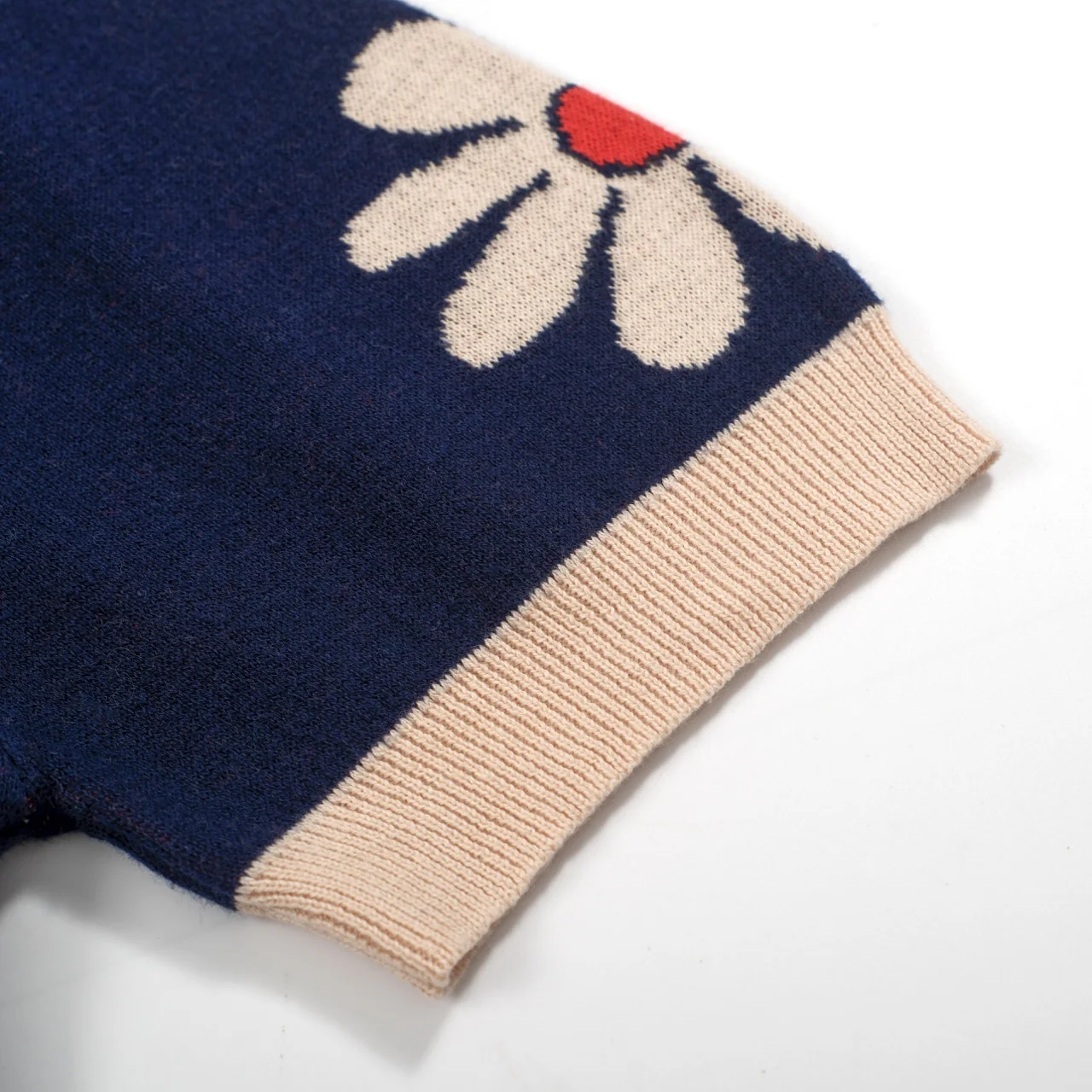 Men’s Retro 1970s Flower Knit Polo Shirt – Vintage Navy with Daisy Pattern - Image 6