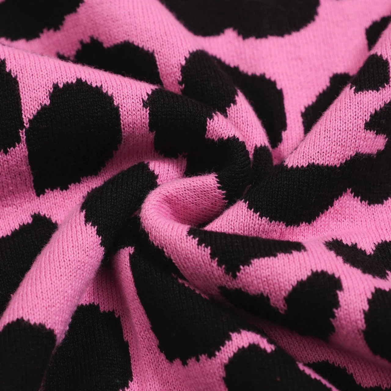 Men's Retro Knit Polo – Vintage Pink Leopard Print with Cheetah Graphic - Image 10