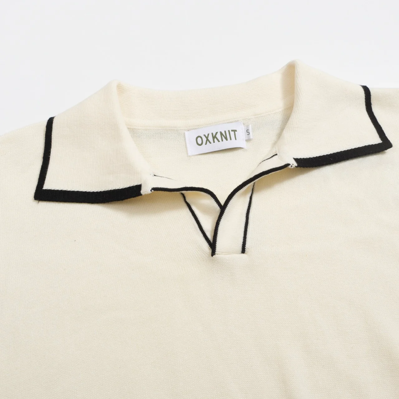 Men's Retro Knit Polo – Vintage Cream Button-Up with Bulldog Graphic - Image 4