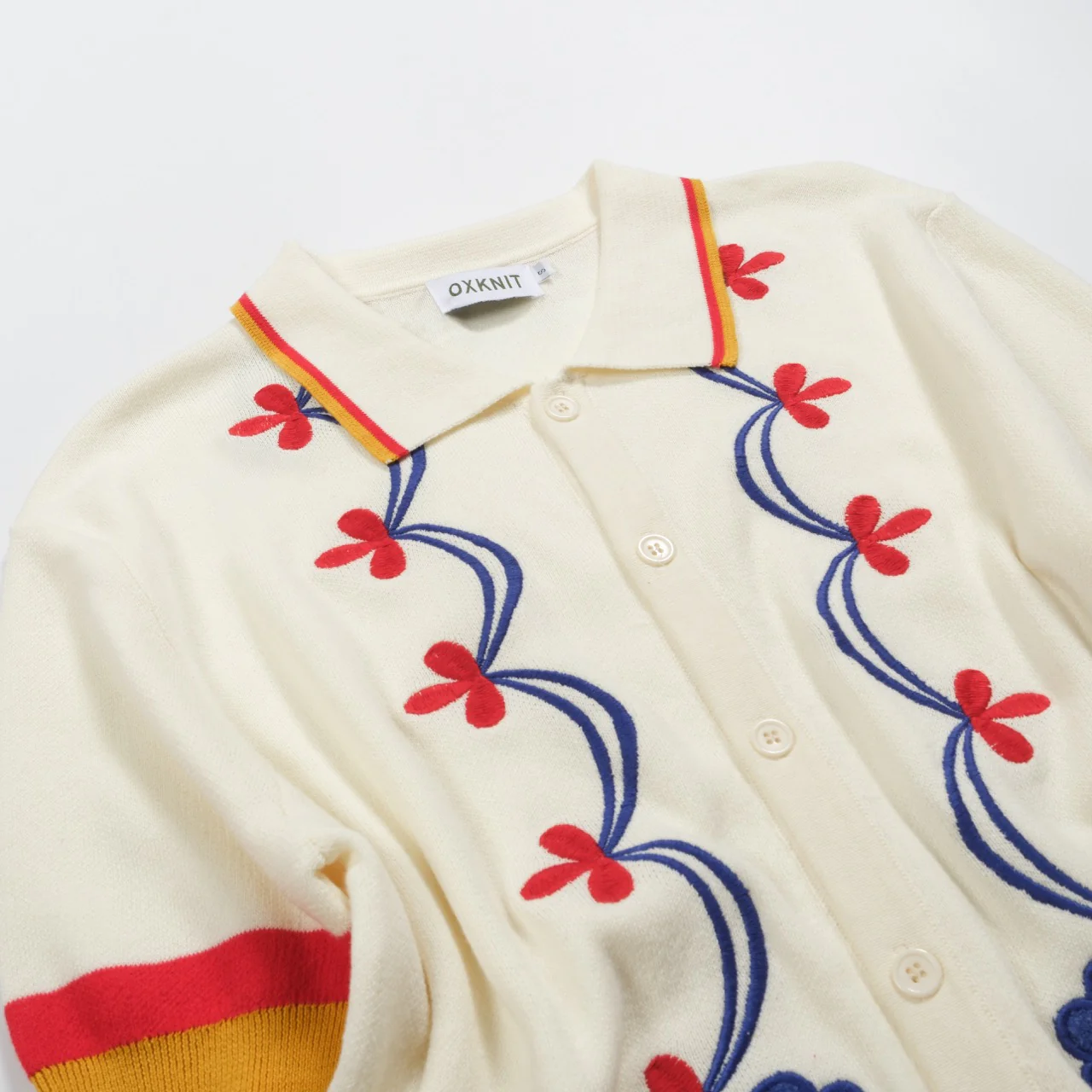 Men's apricot-colored retro jacquard flower knitted cardigan - Image 7