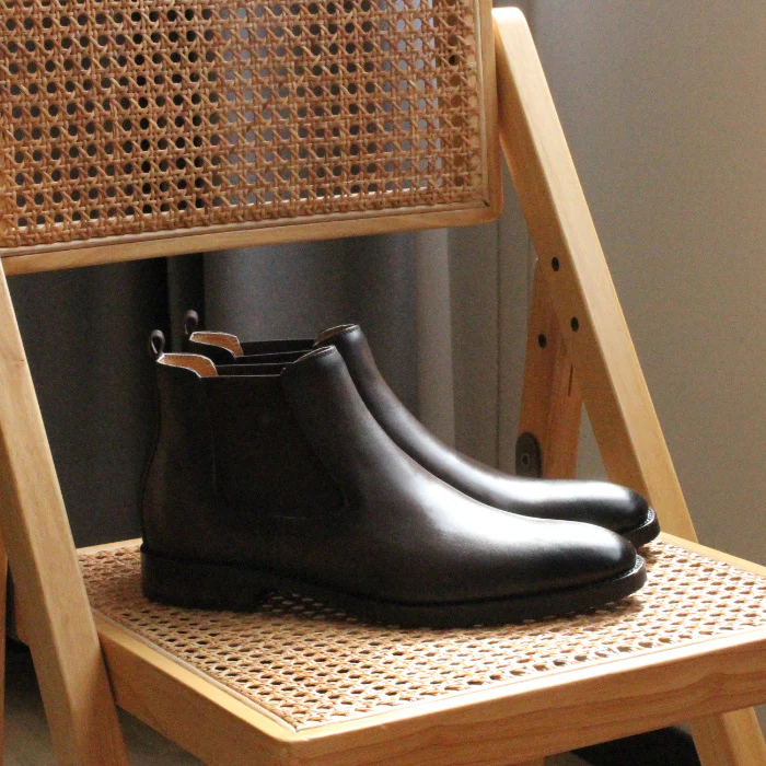 Men's Autumn and Winter Pointed Thick-soled Leather Boots Martin Boots - Image 3