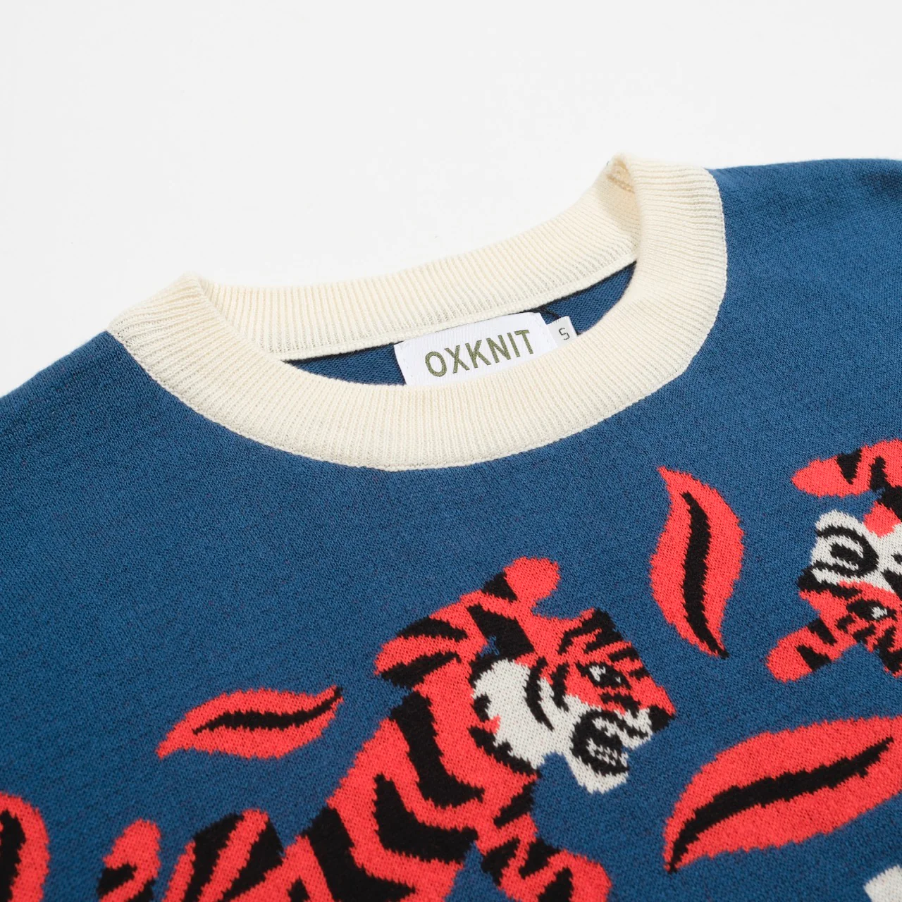 Men's Blue Animal jacquard knit T-shirt - Designed by Jessica Molina - Image 4