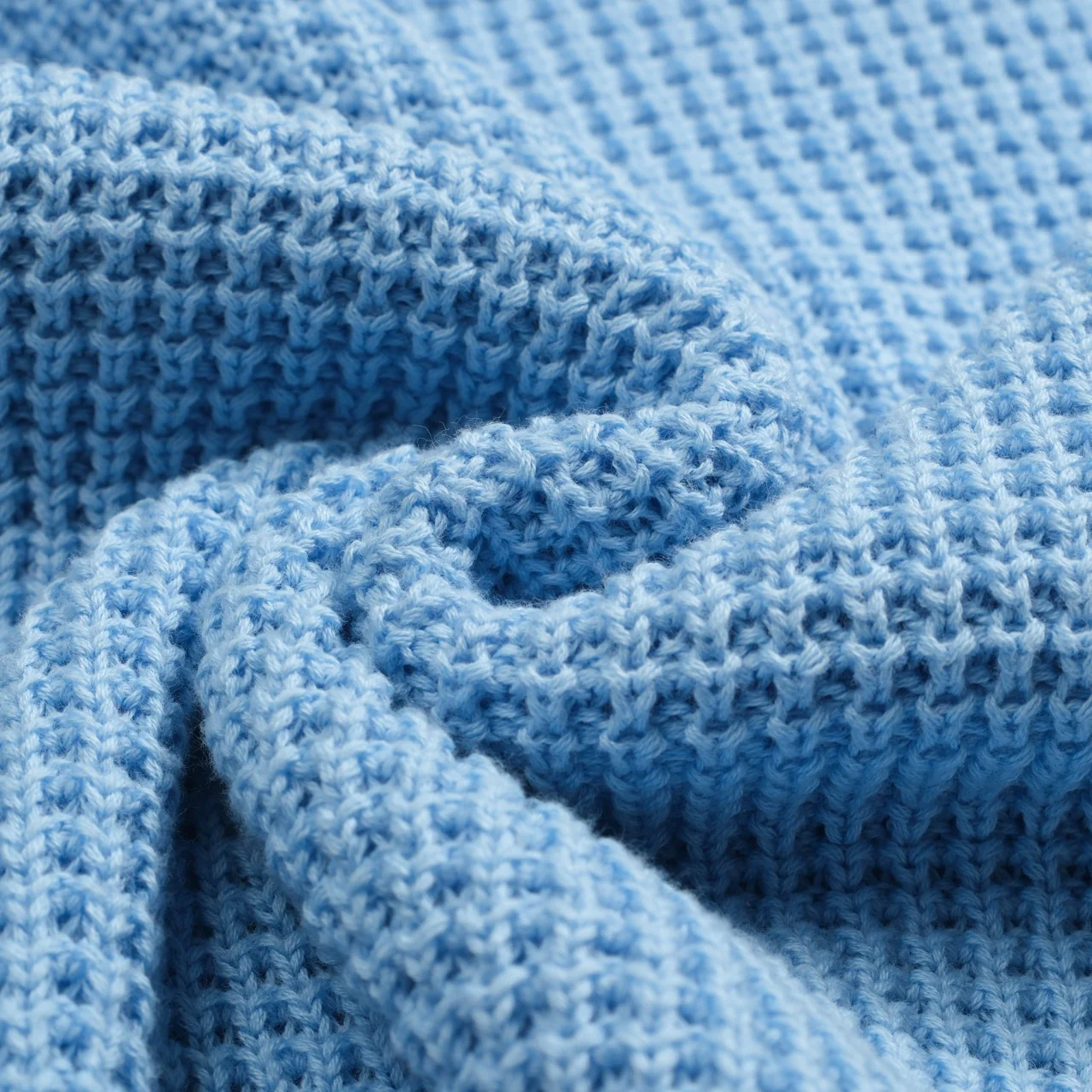 Men's blue preppy V-neck knitted polo shirt - Image 8