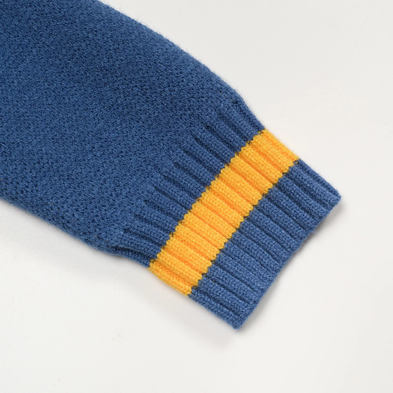 Men's blue puppy basketball jacquard vintage knitwear - Image 6
