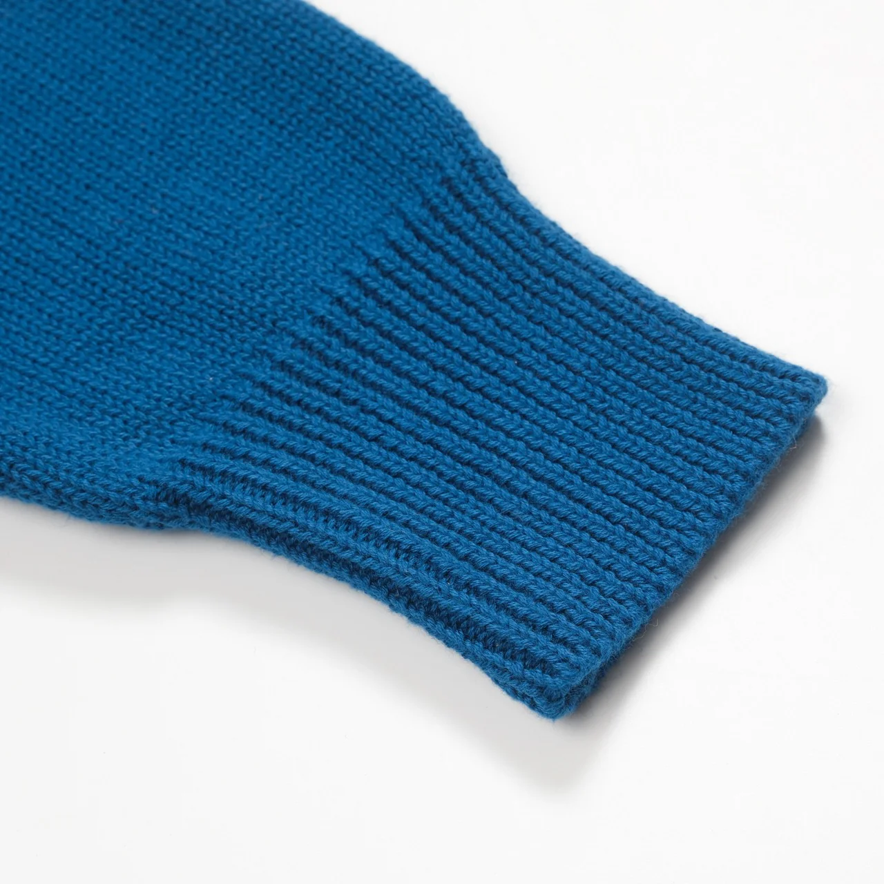 Men's blue striped retro knitted polo shirt - Image 7
