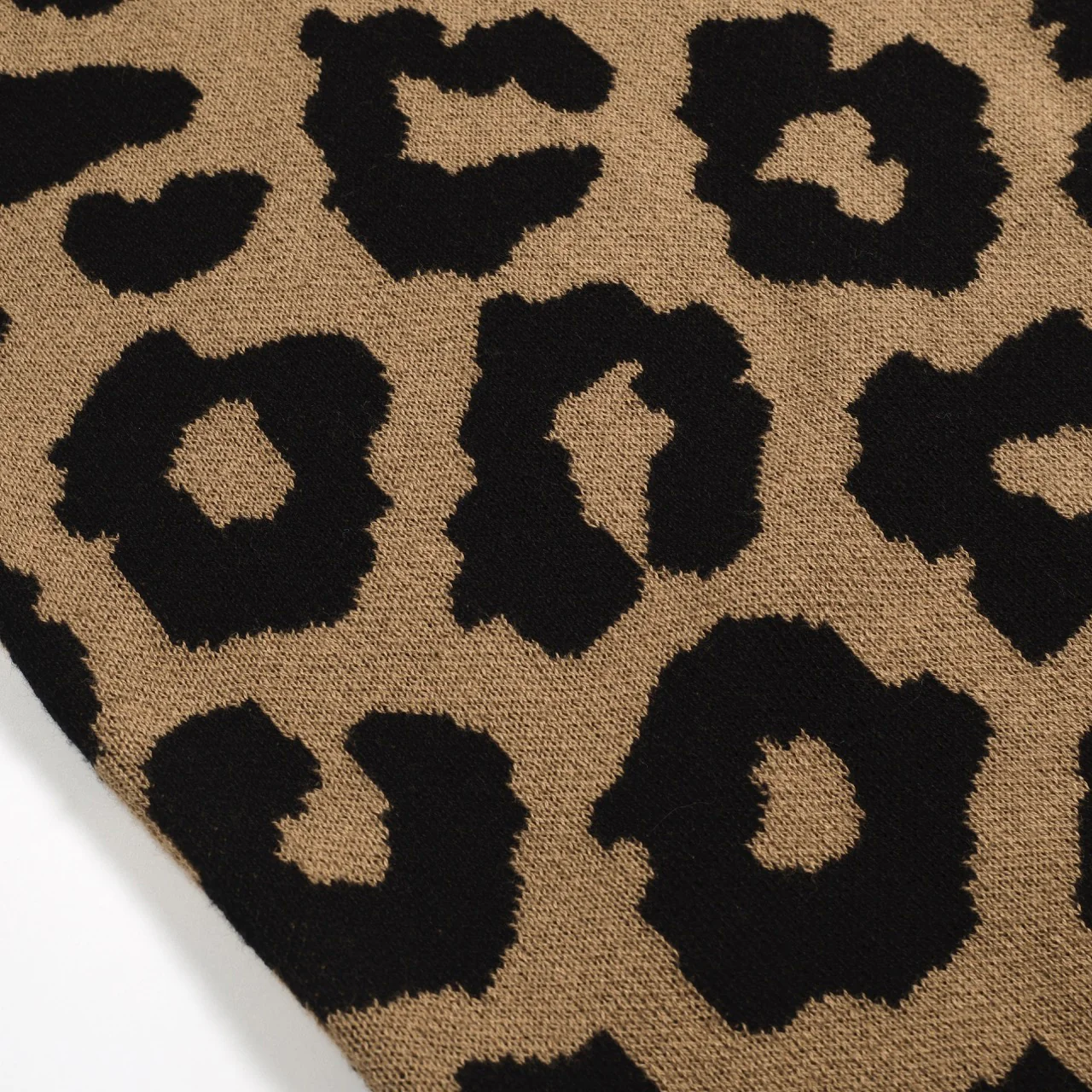 Men's brown leopard print vintage jacquard knitted cardigan - Image 2