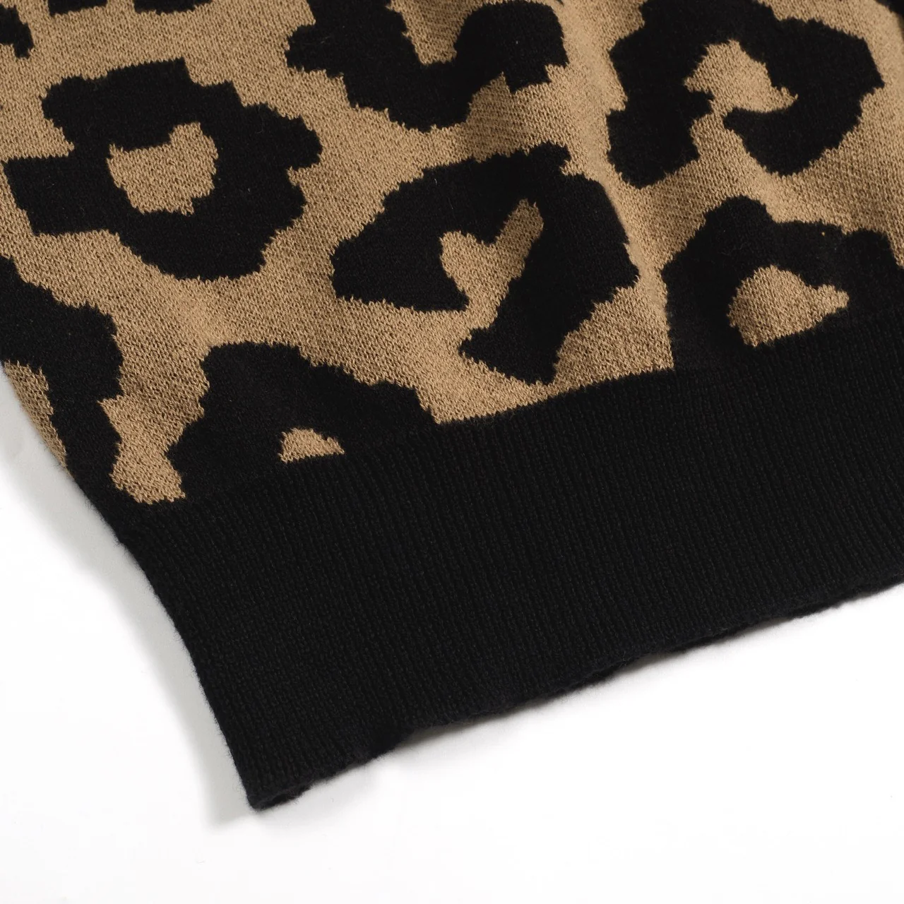 Men's brown leopard print vintage jacquard knitted cardigan - Image 7