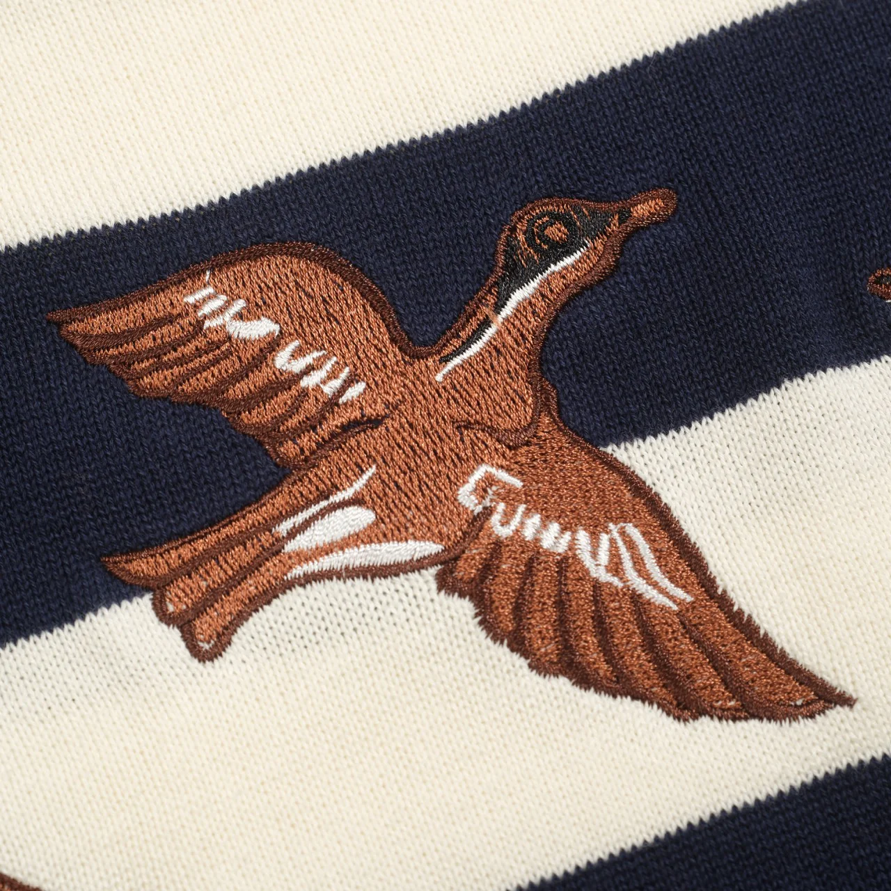 Men's dark blue striped animal embroidery knitted T-shirt - Image 5