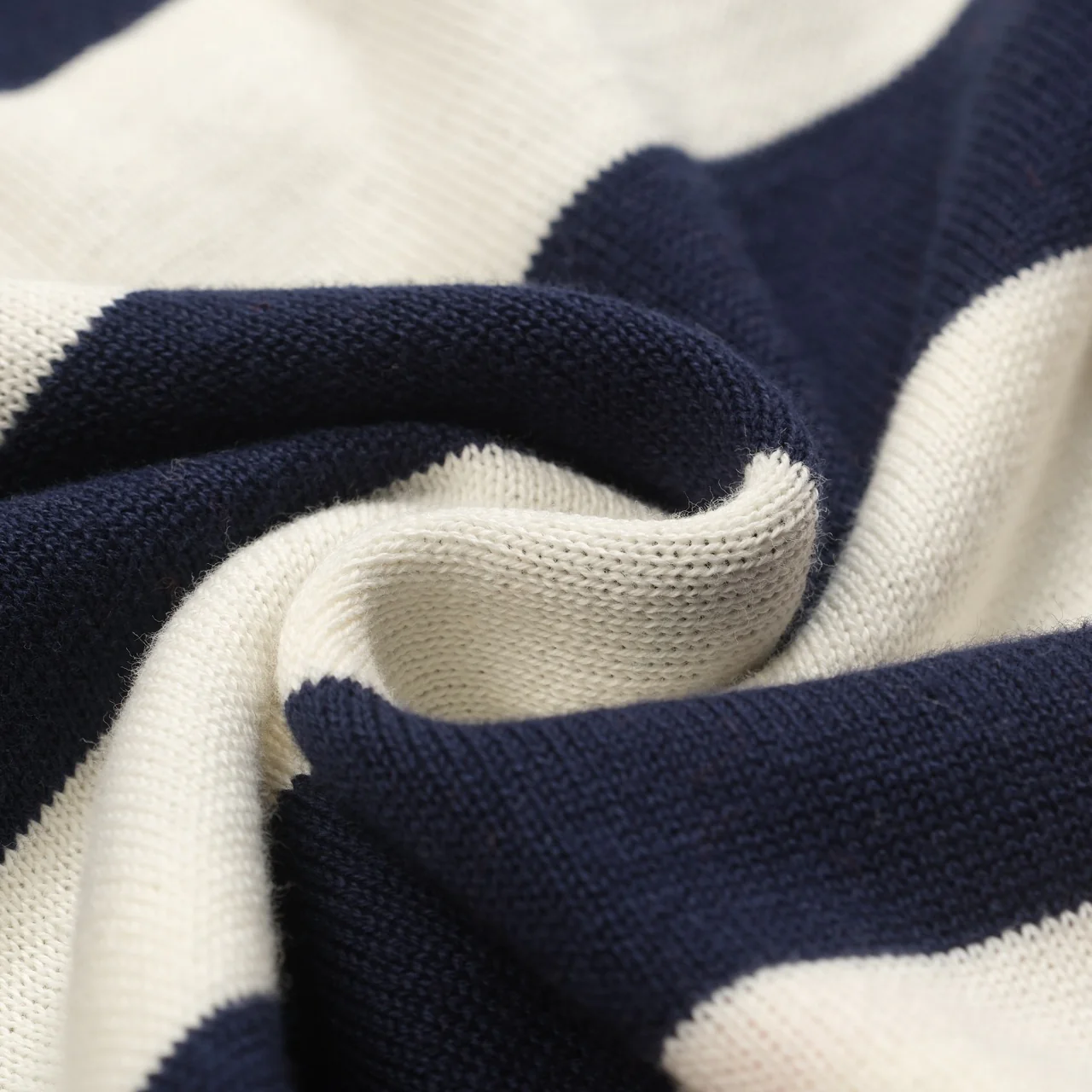 Men's dark blue striped animal embroidery knitted T-shirt - Image 8