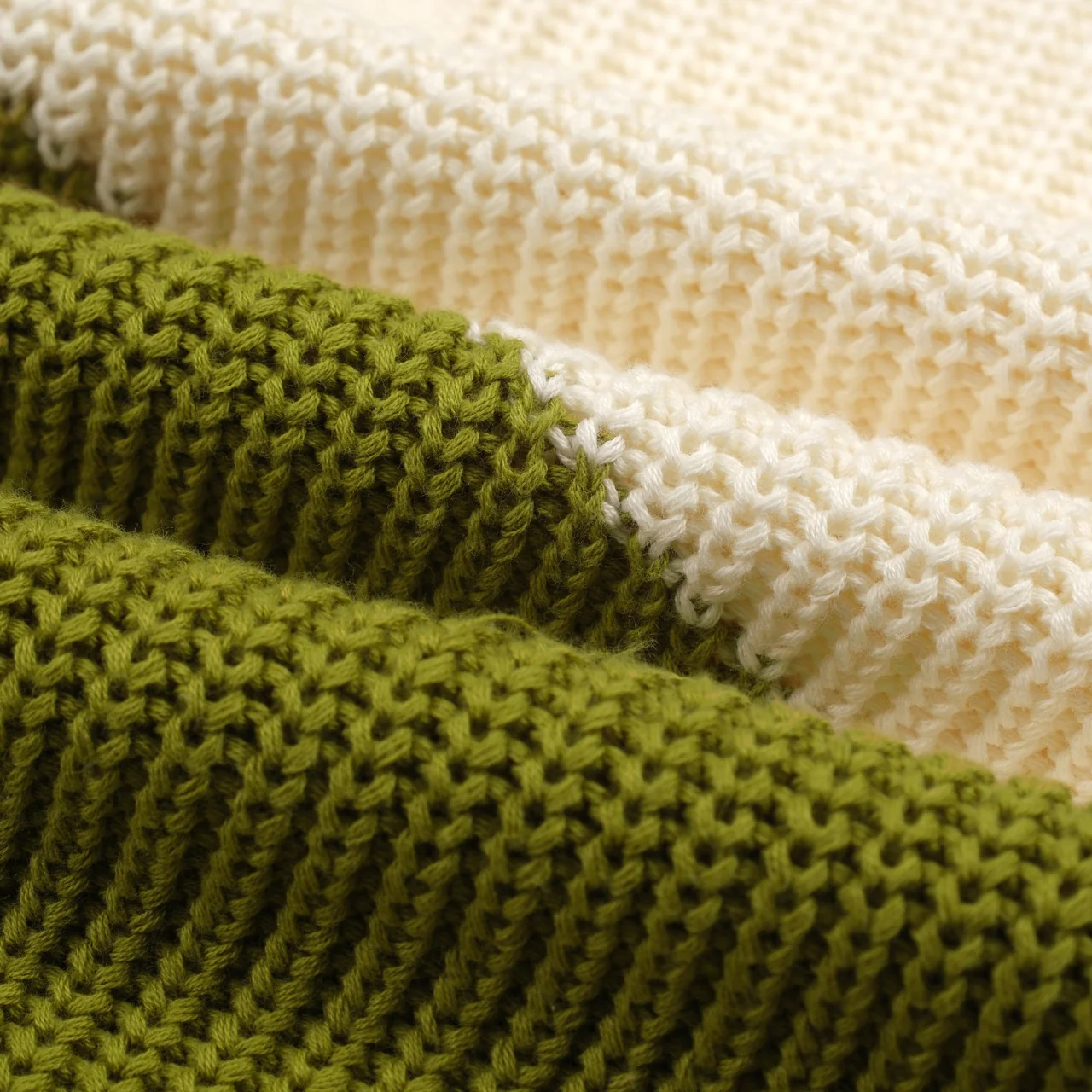 Men's green color-blocked retro V-neck polo shirt - Image 2