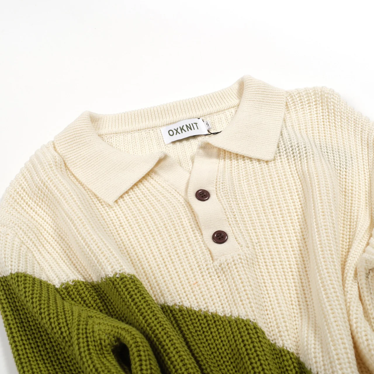 Men's green color-blocked retro V-neck polo shirt - Image 9