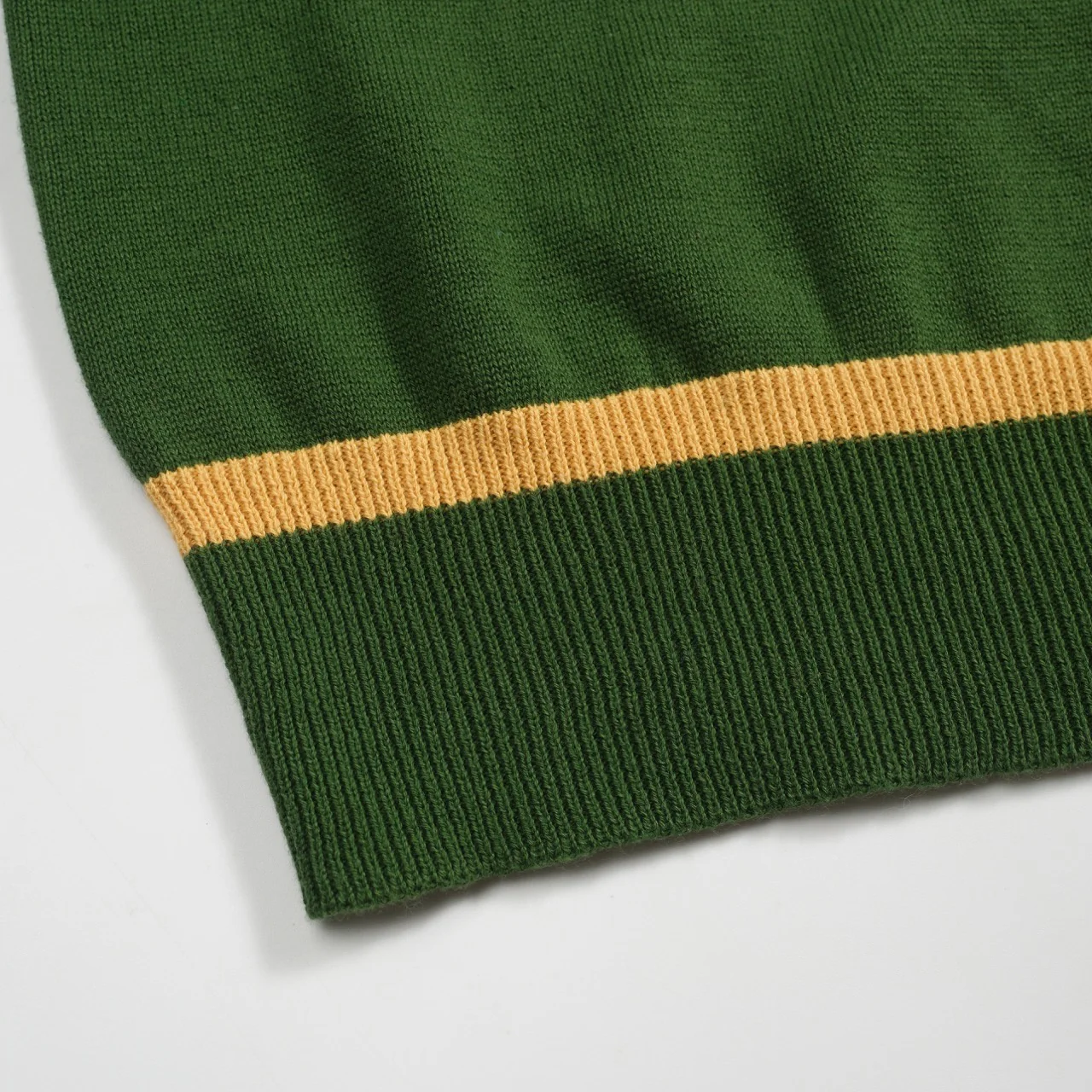Men's green vintage art jacquard knitted polo shirt - Image 6