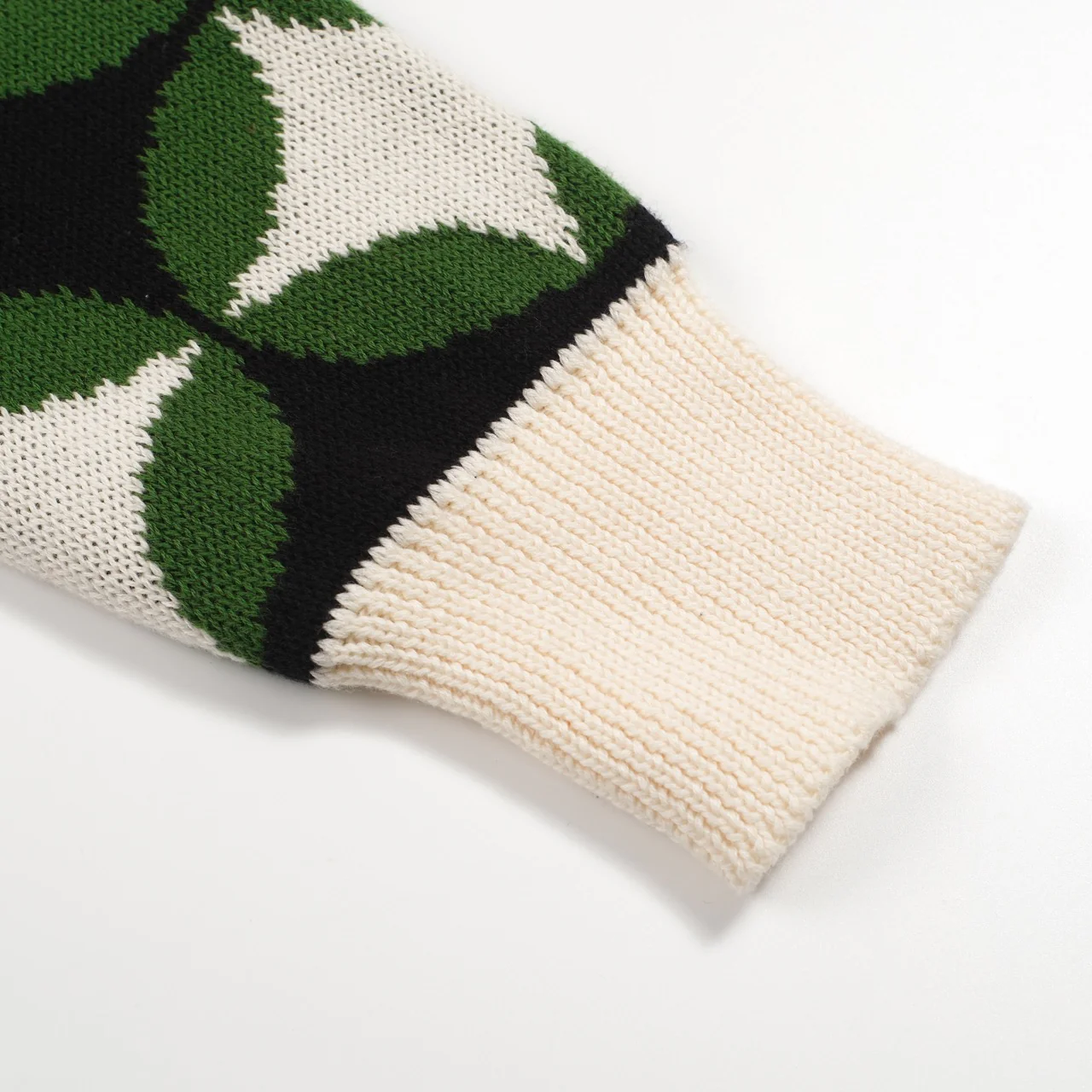 Men's green vintage period pattern jacquard knitwear - Image 5