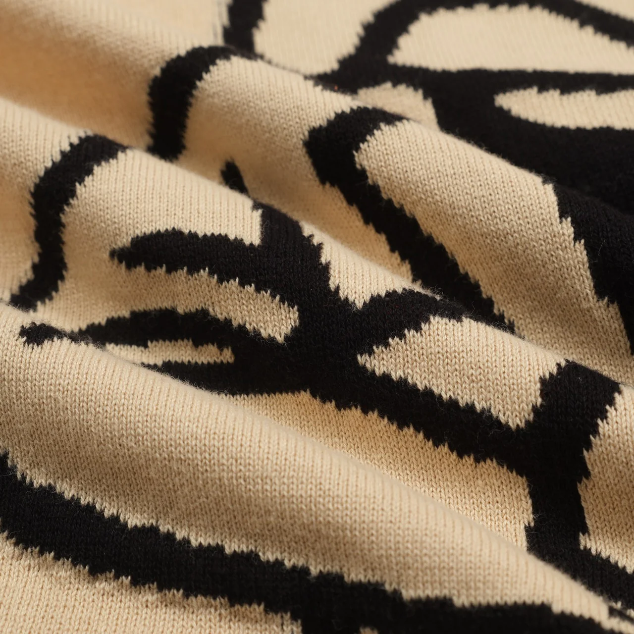 Men's khaki abstract method bulldog knitwear - Image 9