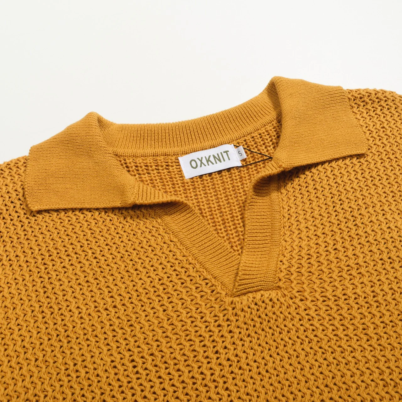 Men's khaki retro casual V-neck knitted polo shirt - Image 4