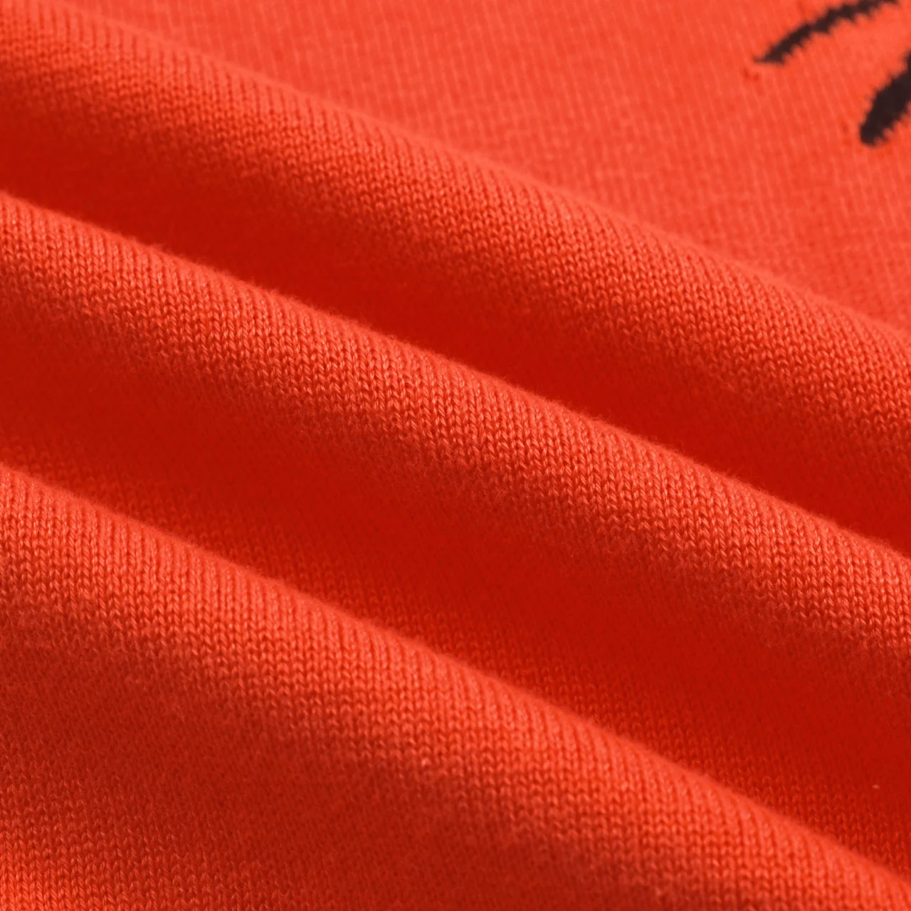 Men's red leopard striped knitted polo shirt - Image 9