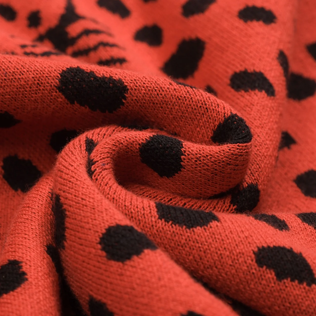 Men's red vintage leopard print jacquard knitwear - Image 8