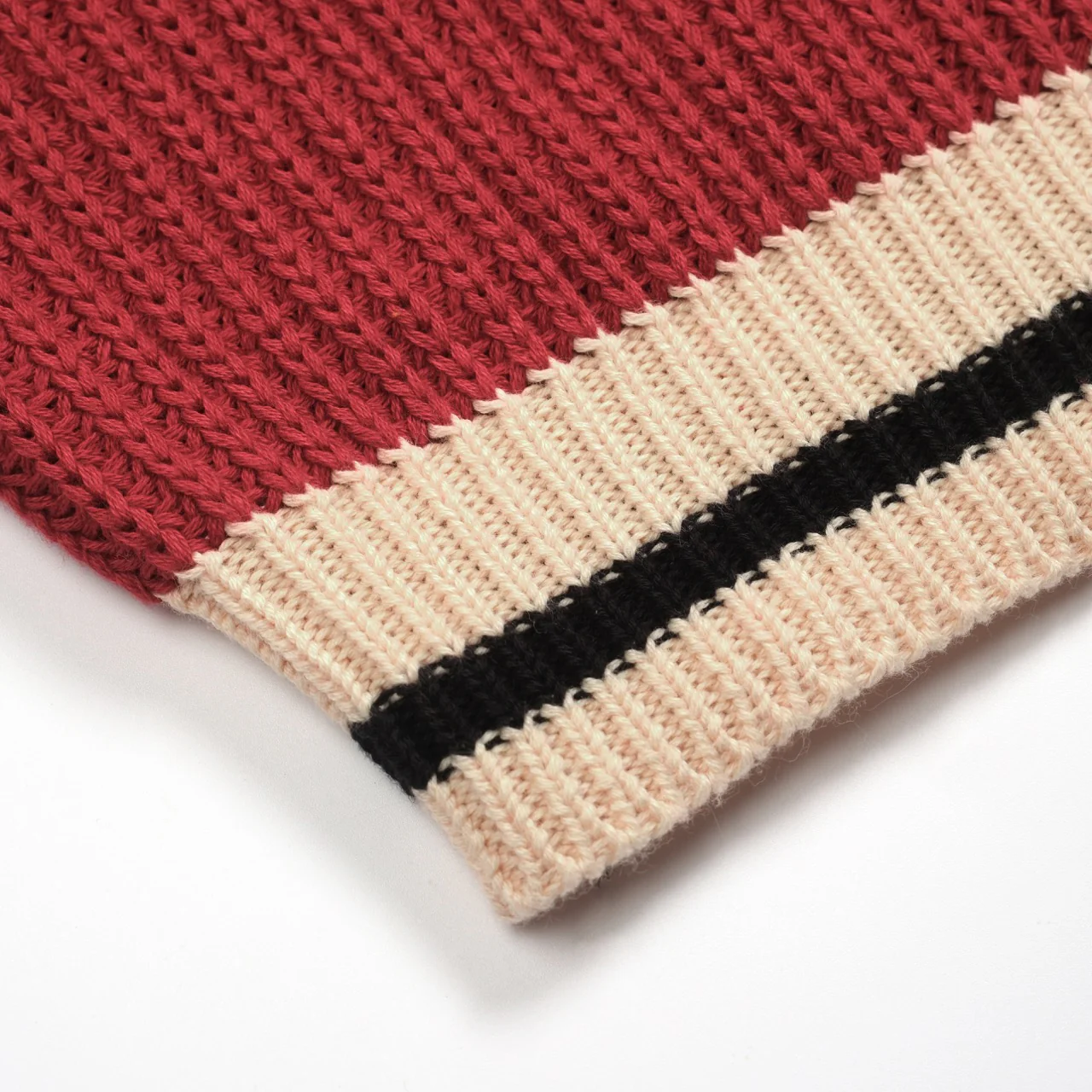Men's retro red casual V-neck vintage knitwear - Image 7