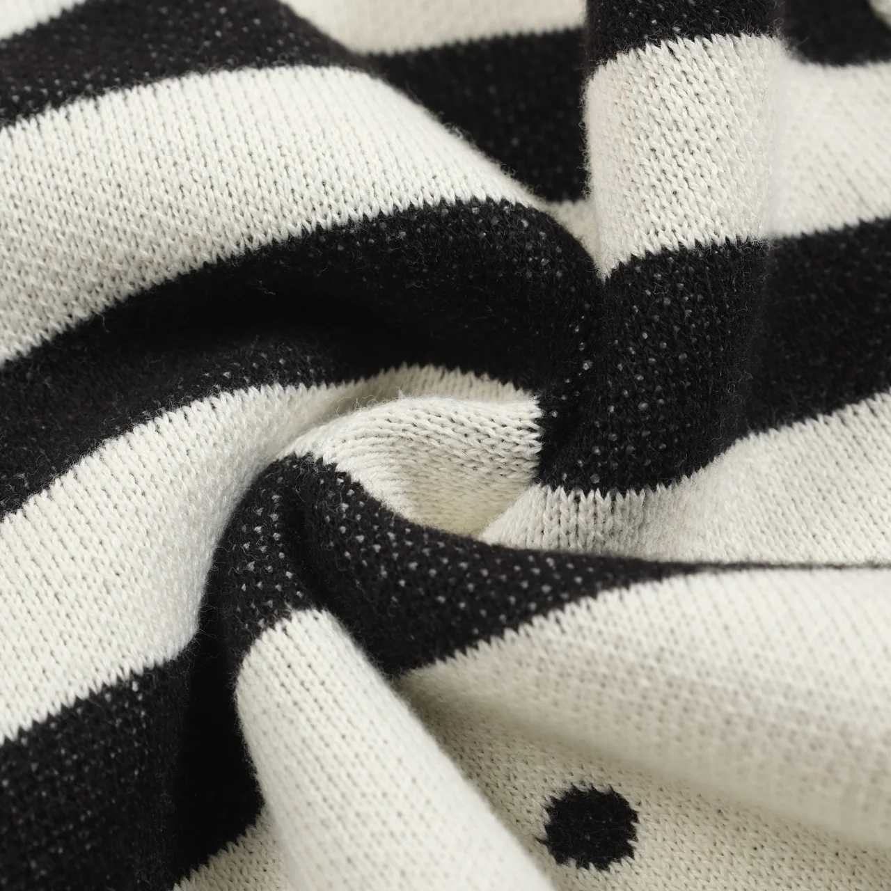 Men's white striped bird art jacquard cardigan - Image 10