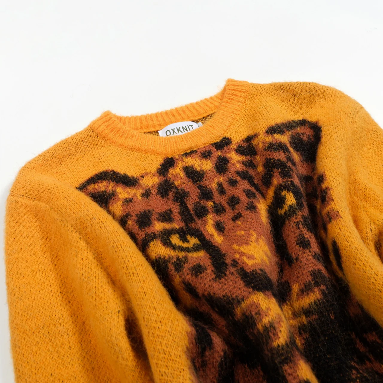 Men's yellow cheetah knitted sweater - Image 7