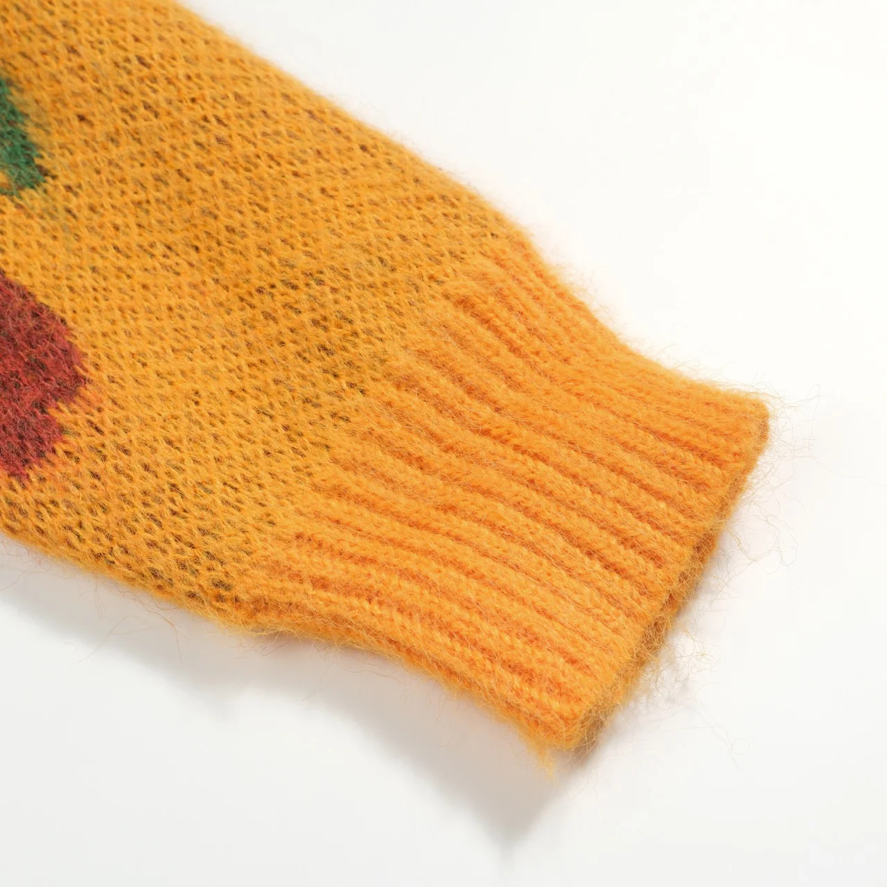 Men's yellow jacquard plush vintage knitted sweater - Image 6