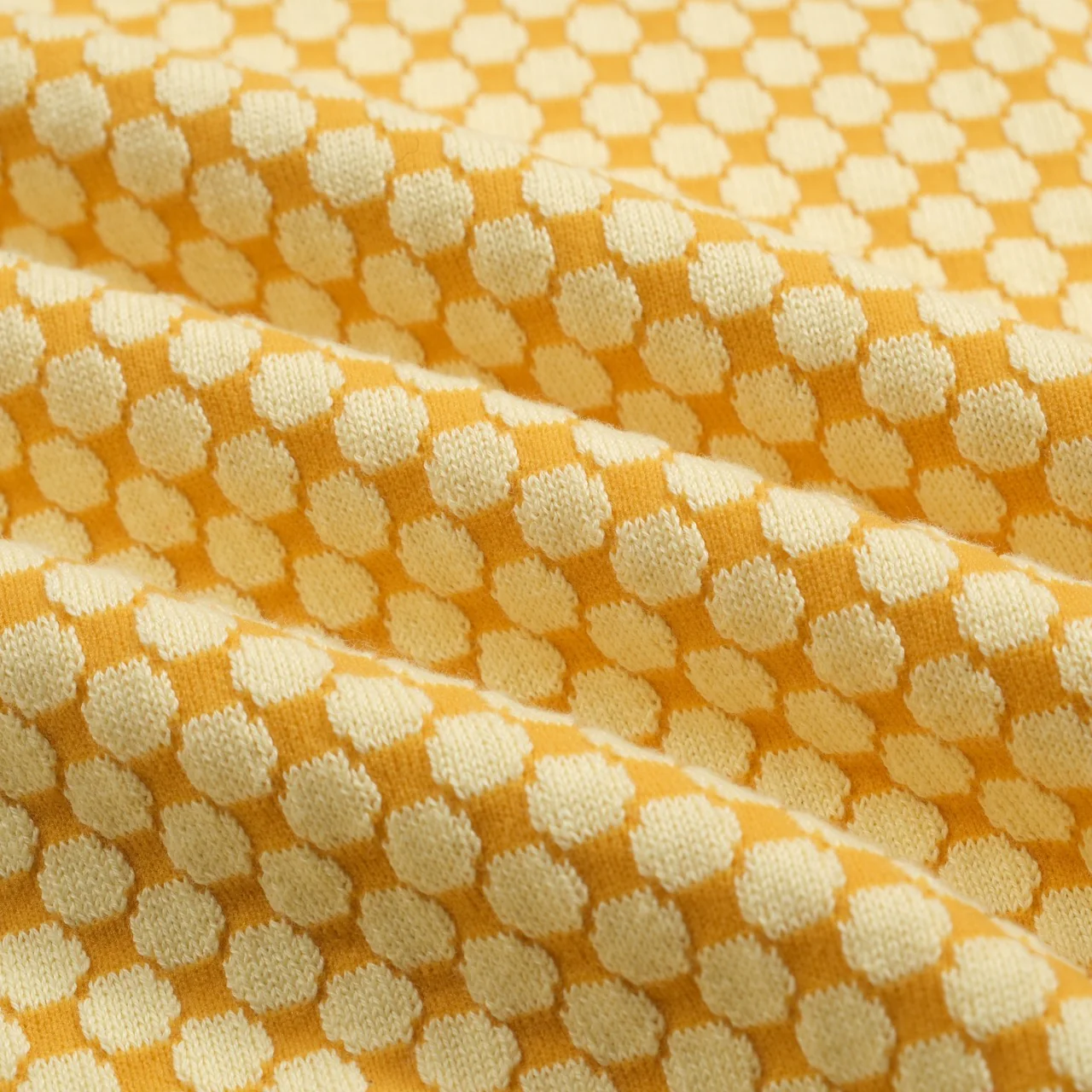 Men's yellow vintage jacquard embroidered knitted T-shirt - Image 8