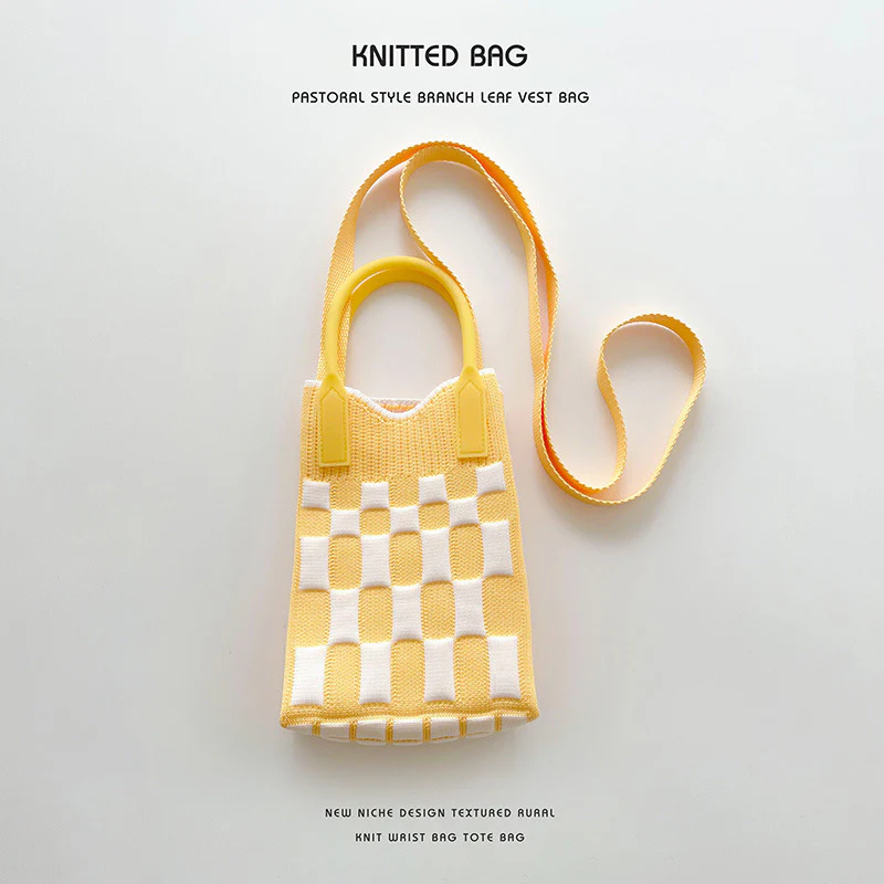 Pink Heart Shape Mini Phone Bag Knit Tote - Image 37