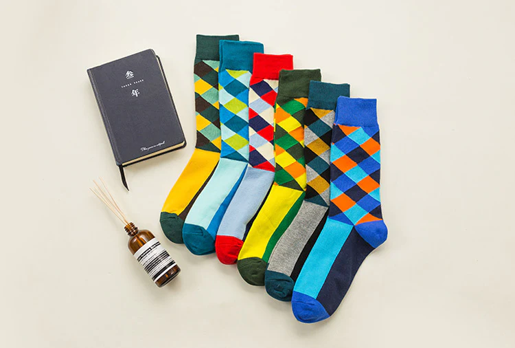 Rhombus Plaid Retro Contrast Color Tube Socks - Image 11