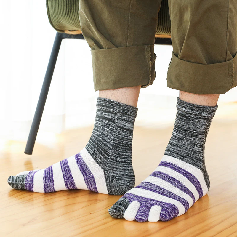 Thickened men's autumn and winter cotton sweat-absorbing five-finger socks - Image 8