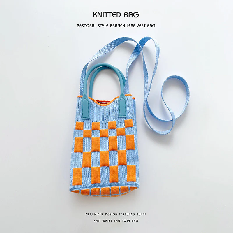 Vintage Diamond Knit Crossbody Phone Bag - Image 20