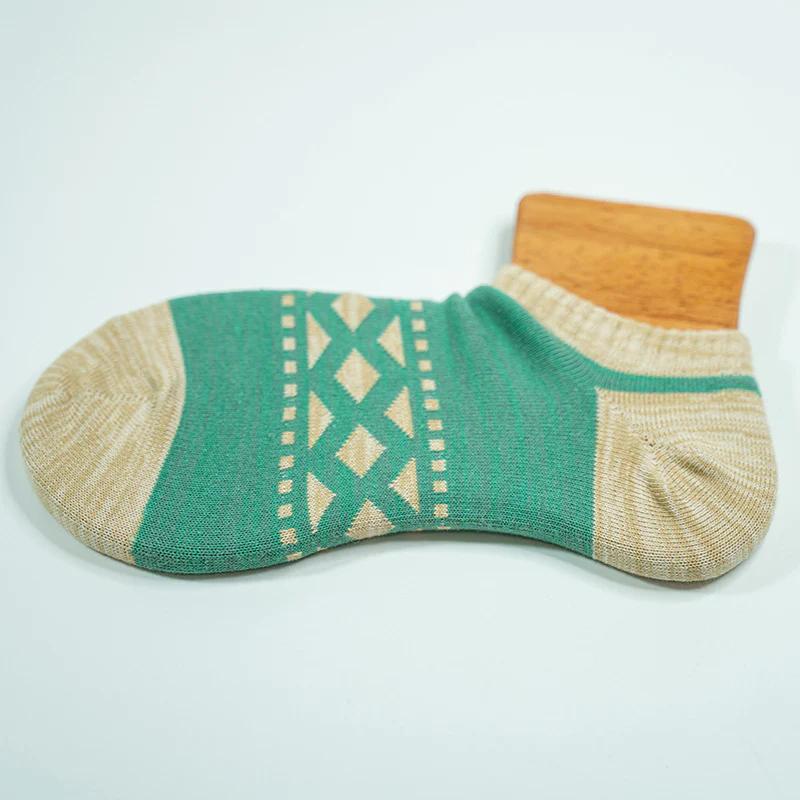 Vintage Men's Ethnic Harajuku Style Socks - Image 5