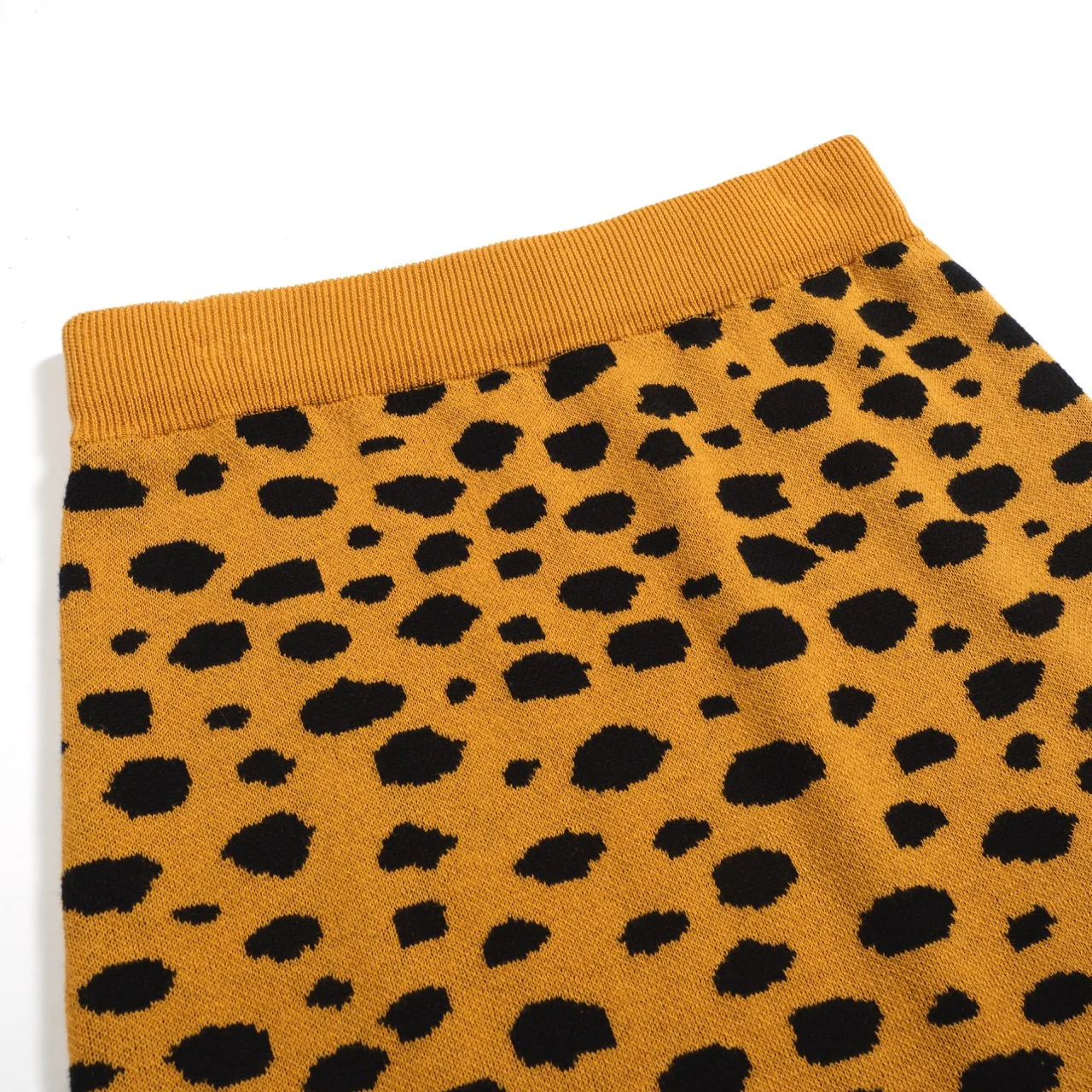 Women’s Green Leopard Print Knit Set with Cheetah Graphic - Image 7