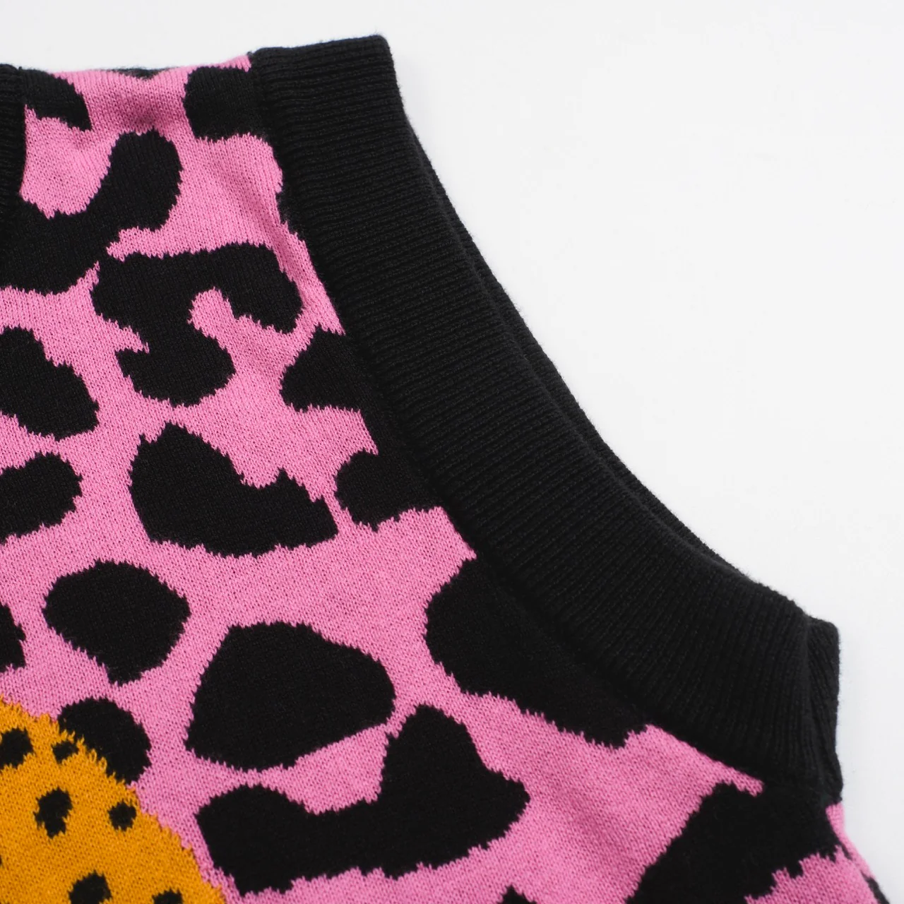 Women’s Pink Leopard Print Knit Set with Leopard and Plant Graphic - Image 16
