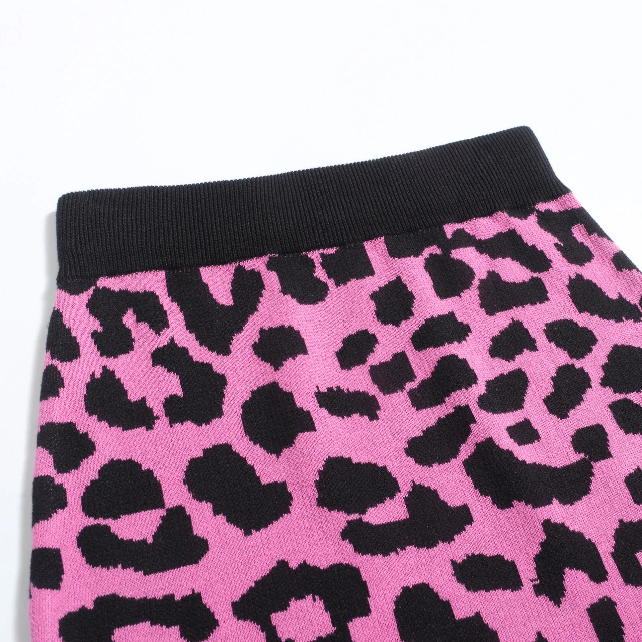 Women’s Pink Leopard Print Knit Set with Leopard and Plant Graphic - Image 7