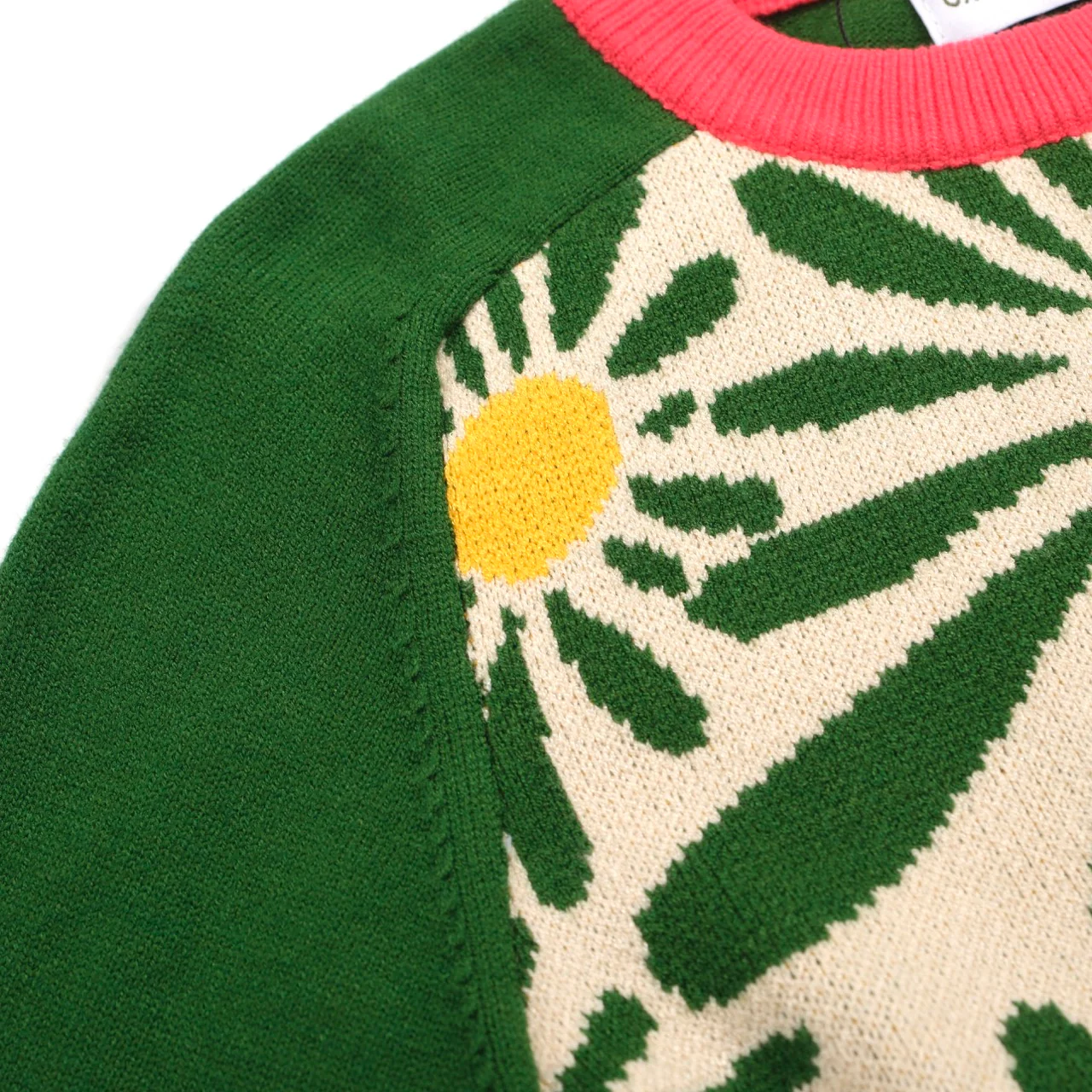 Women’s Retro Daisy Sweater – Bold Floral Knit with Contrast Sleeves - Image 5