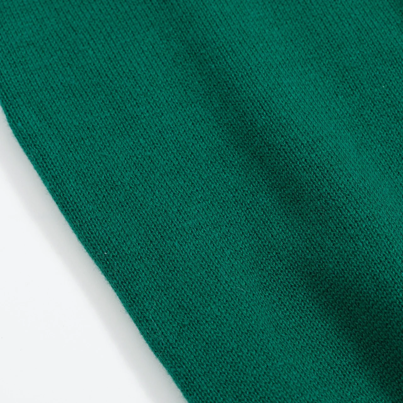 Women’s Vintage animal Knit Tee – Green V-Neck Top with Embroidered Detail - Image 7