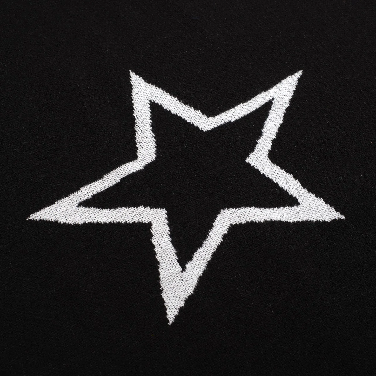 Women's black heart star vintage knit skirt - Image 2