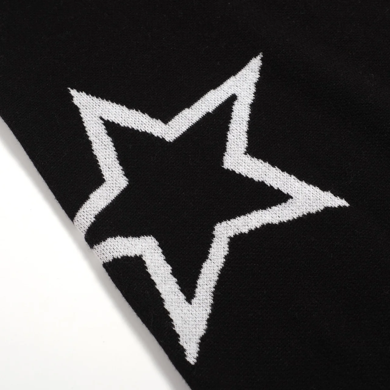 Women's black heart star vintage knit skirt - Image 5