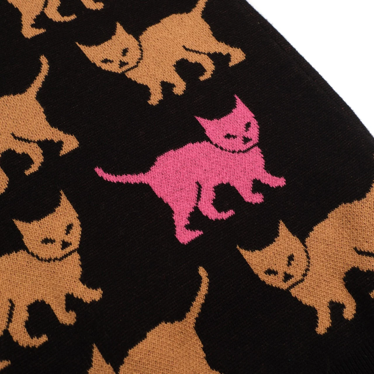 Women's black kitty-pattern jacquard knitwear - Image 2