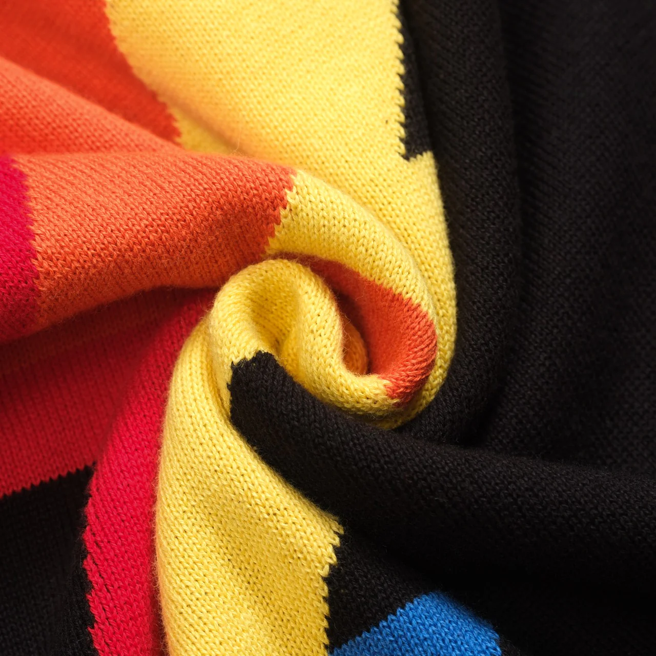 Women's Black Lightning 1970s jacquard knitwear - Image 7