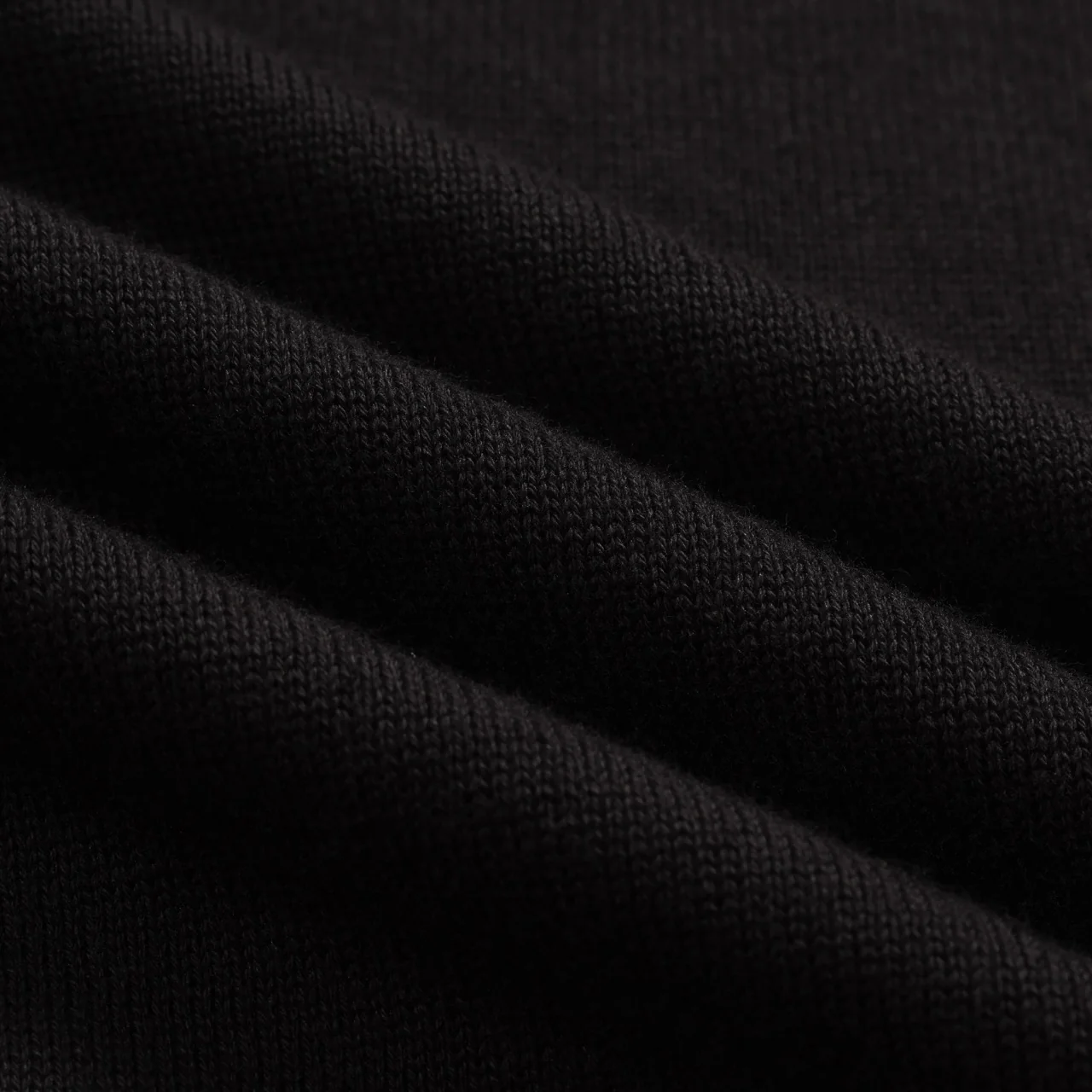 Women's black retro pocket V-neck knitted T-shirt - Image 2